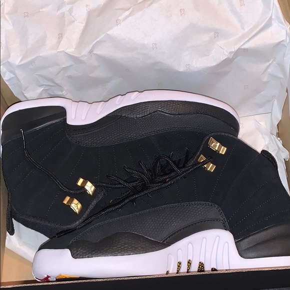 jordan 12 shoe box